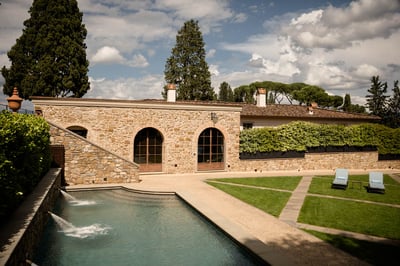 Luxury Villa Photo #5