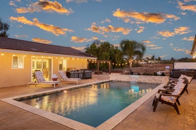 Luxury Villa Photo #6