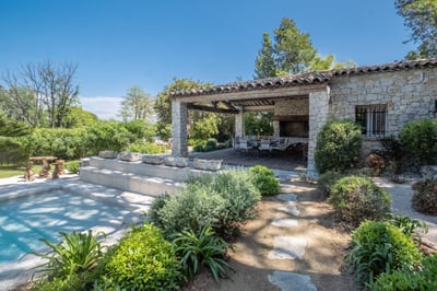 Luxury Villa Photo #10