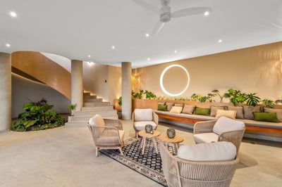 Luxury Villa Photo #25