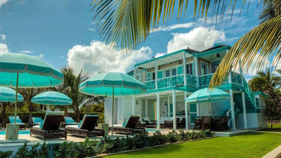 Luxury Villa Photo #6