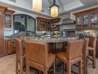 Luxury Villa Photo #27