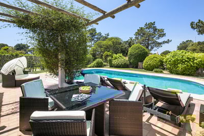 Luxury Villa Photo #4