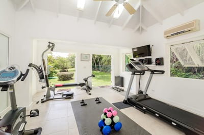 Luxury Villa Photo #18