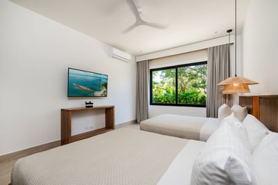 Luxury Villa Photo #31