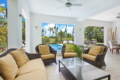 Luxury Villa Photo #18