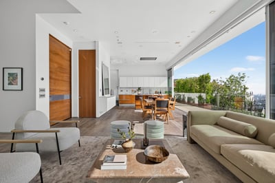 Luxury Villa Photo #16