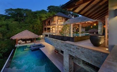 Luxury Villa Photo #5