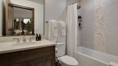 King suite 2 on the lower level