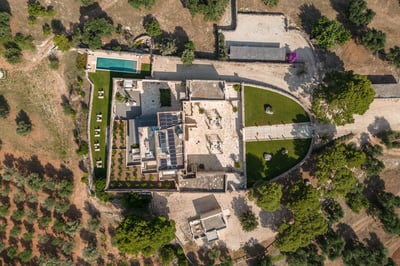 Luxury Villa Photo #6