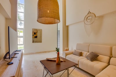 Luxury Villa Photo #52
