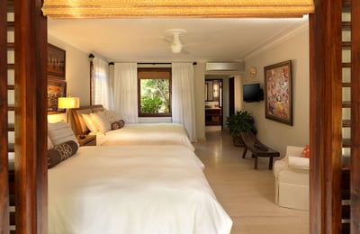 Luxury Villa Photo #35