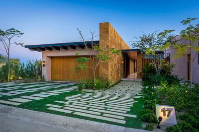 Luxury Villa Photo #15