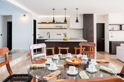 Luxury Villa Photo #15