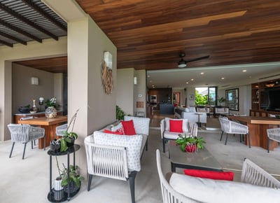 Luxury Villa Photo #5