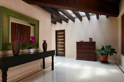 Luxury Villa Photo #13