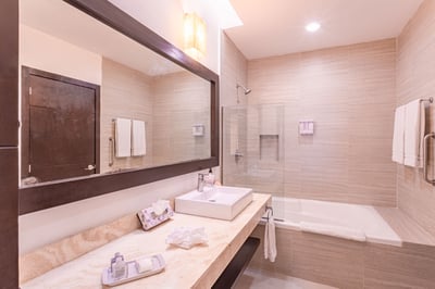 Luxury Villa Photo #37