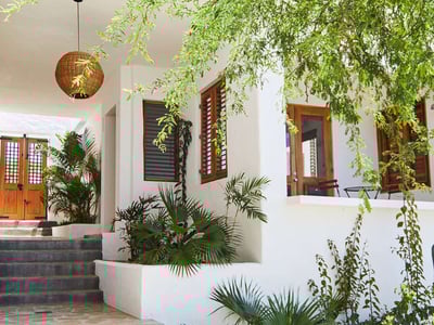 Luxury Villa Photo #14