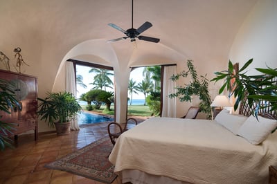 Luxury Villa Photo #21
