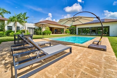 Luxury Villa Photo #7