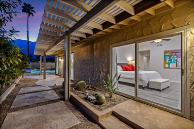 Luxury Villa Photo #26