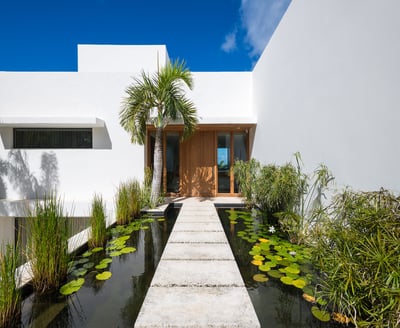 Luxury Villa Photo #36