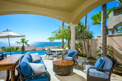 Luxury Villa Photo #13
