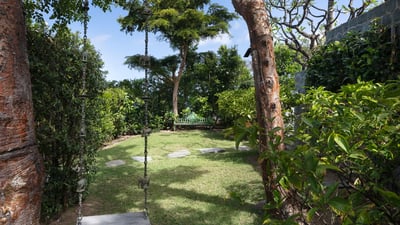 Luxury Villa Photo #17