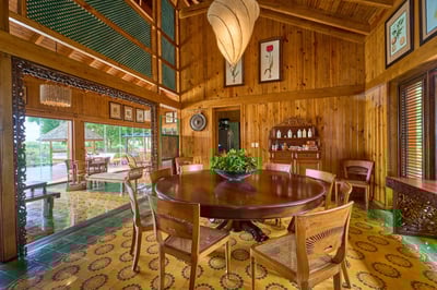 Luxury Villa Photo #37