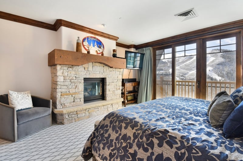 Silver Strike Lodge 4 BDM Condo