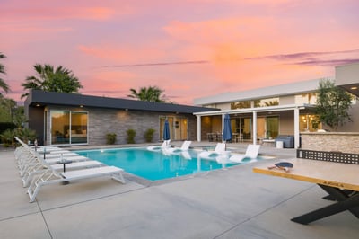 Luxury Villa Photo #32