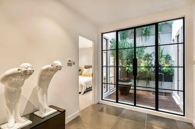 Luxury Villa Photo #44