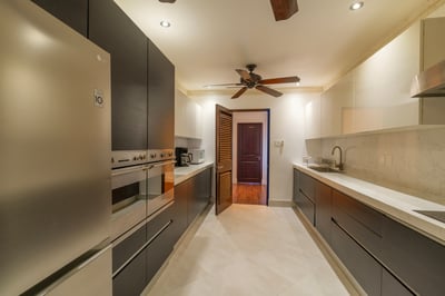 Luxury Villa Photo #13