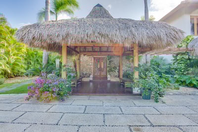 Luxury Villa Photo #65