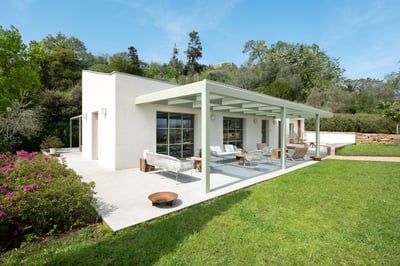 Luxury Villa Photo #4