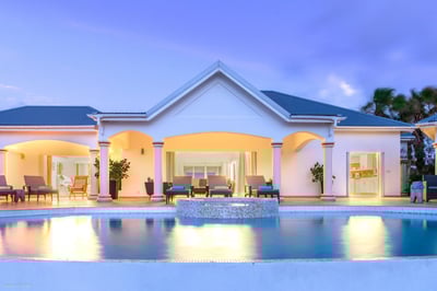 Luxury Villa Photo #7