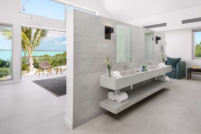 Luxury Villa Photo #30