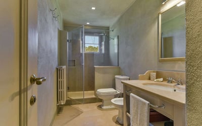 Luxury Villa Photo #24