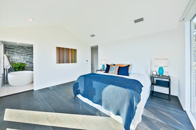 Luxury Villa Photo #38