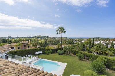 Luxury Villa Photo #5