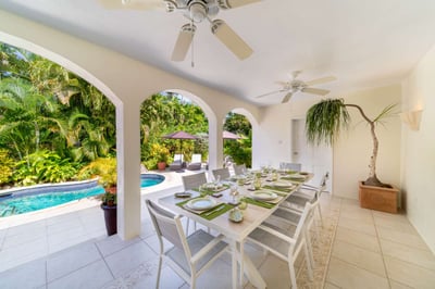 Luxury Villa Photo #9