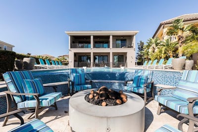 Luxury Villa Photo #3