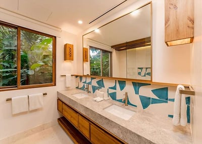 Luxury Villa Photo #40