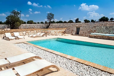 Luxury Villa Photo #3