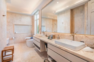 Luxury Villa Photo #70