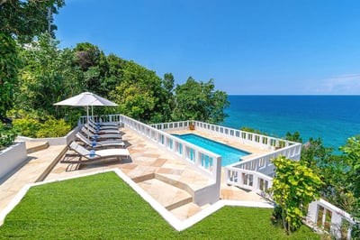 Luxury Villa Photo #2