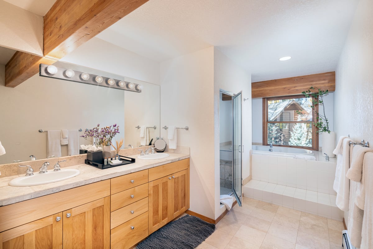 Haven on Hang Glider