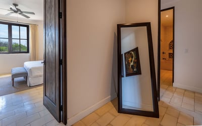 Luxury Villa Photo #14