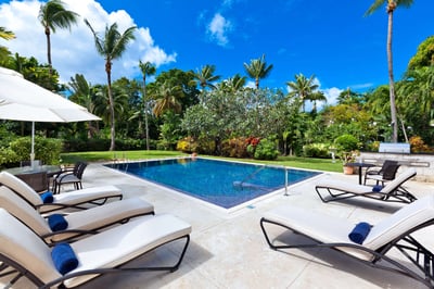 Luxury Villa Photo #3