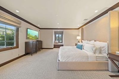 Luxury Villa Photo #31